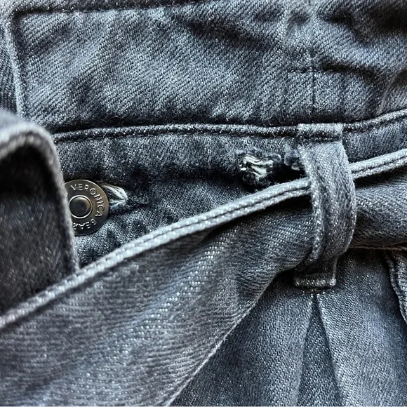 Veronica Beard Nori High Rise Paperbag Waist Denim Shorts Washed Onyx Sz 29 - Picture 12 of 12